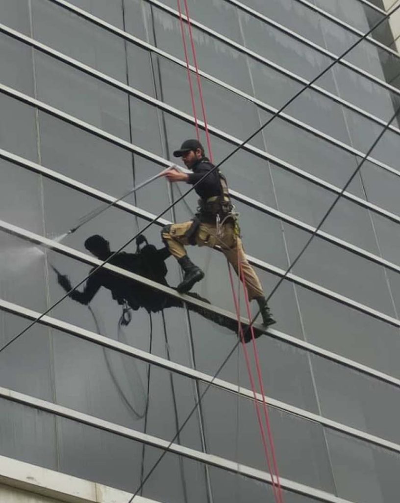 نماشویی ساختمان در تهران